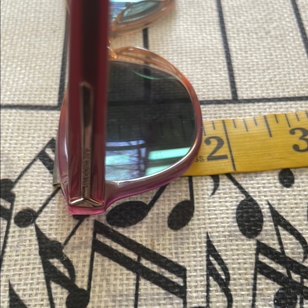 Givenchy Red Ombre Peach Prescription Italian Well Made Sunglasses - Picture 10 of 10